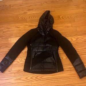 Lululemon Hooded Puffer Jacket Size 6